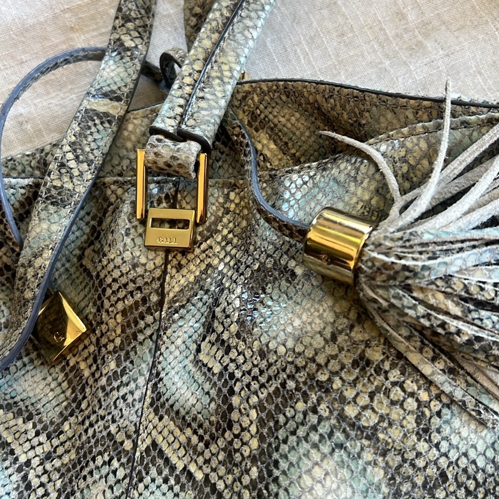 G.I.L.I. Snake-Embossed Gray & Black Hobo Bag - Picture 12 of 15